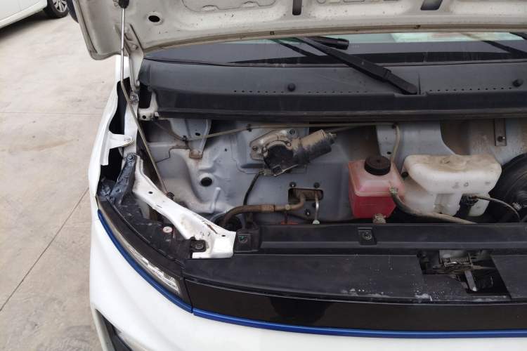 Used Farizon Xingxiang V 2022 Xingxiang V6E Long Wheelbase Guoxuan 41.93 kWh Engine Bay Right