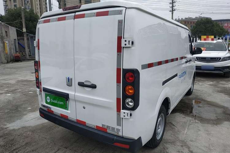 Used Farizon Xingxiang V 2022 Star Enjoy V5E Value Edition Short Wheelbase Guoxuan 38.7 kWh Exterior 3