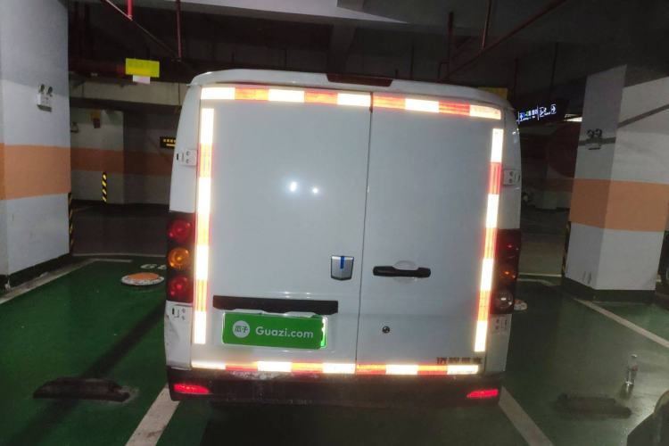 Used Farizon Xingxiang V 2022 Star Enjoy V6E Value Edition Long Wheelbase Guoxuan 38.7 kWh Exterior 4