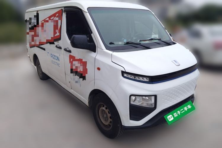 Used Farizon Xingxiang V 2022 Xingxiang V6E Long Wheelbase Guoxuan 41.93 kWh Front Right 45 Deg