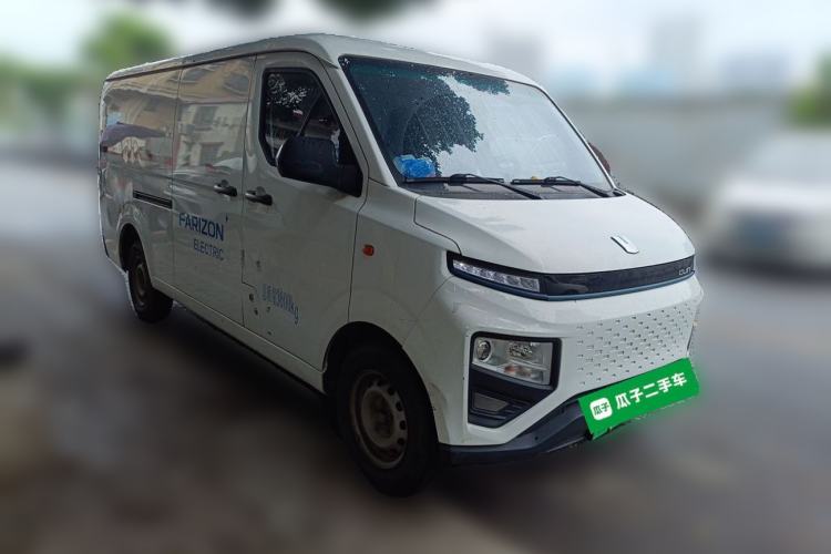 Used Farizon Xingxiang V  Front Right 45 Deg