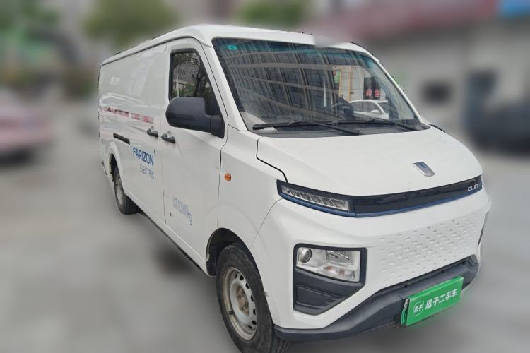 Used Farizon Xingxiang V 2022 Xingxiang V6E Long Wheelbase Guoxuan 41.93 kWh Front Right 45 Deg