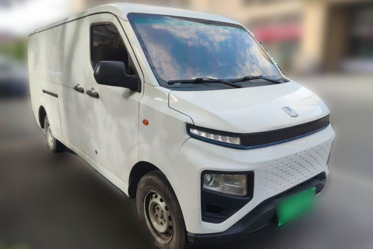 Used Farizon Xingxiang V 2022 Star Enjoy V6E Value Edition Long Wheelbase CAS 38.64 kWh Front Right 45 Deg