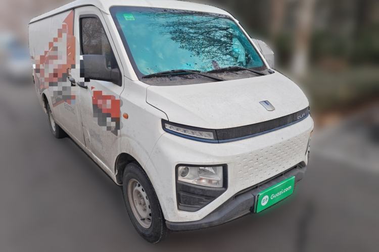 Used Farizon Xingxiang V 2022 Star Enjoy V6E Long Wheelbase Ningde 41.86 kWh Front Right 45 Deg