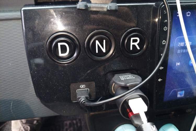 Used Farizon Xingxiang V 2022 Xingxiang V6E Long Wheelbase Guoxuan 41.93 kWh Gear Lever