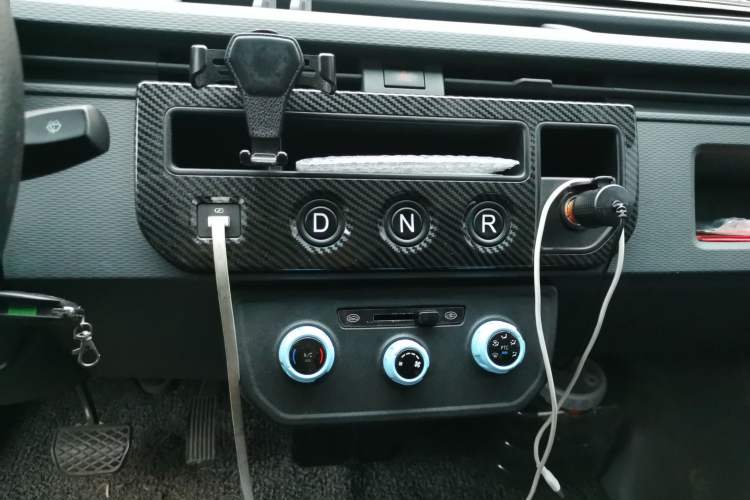 Used Farizon Xingxiang V 2022 Star Enjoy V6E Long Wheelbase Ningde 41.86 kWh Gear Lever