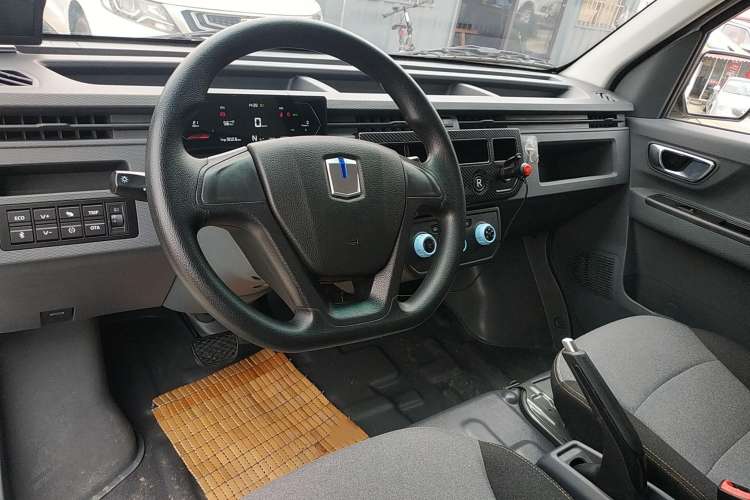 Used Farizon Xingxiang V 2022 Star Enjoy V5E Value Edition Short Wheelbase Guoxuan 38.7 kWh Interior 3