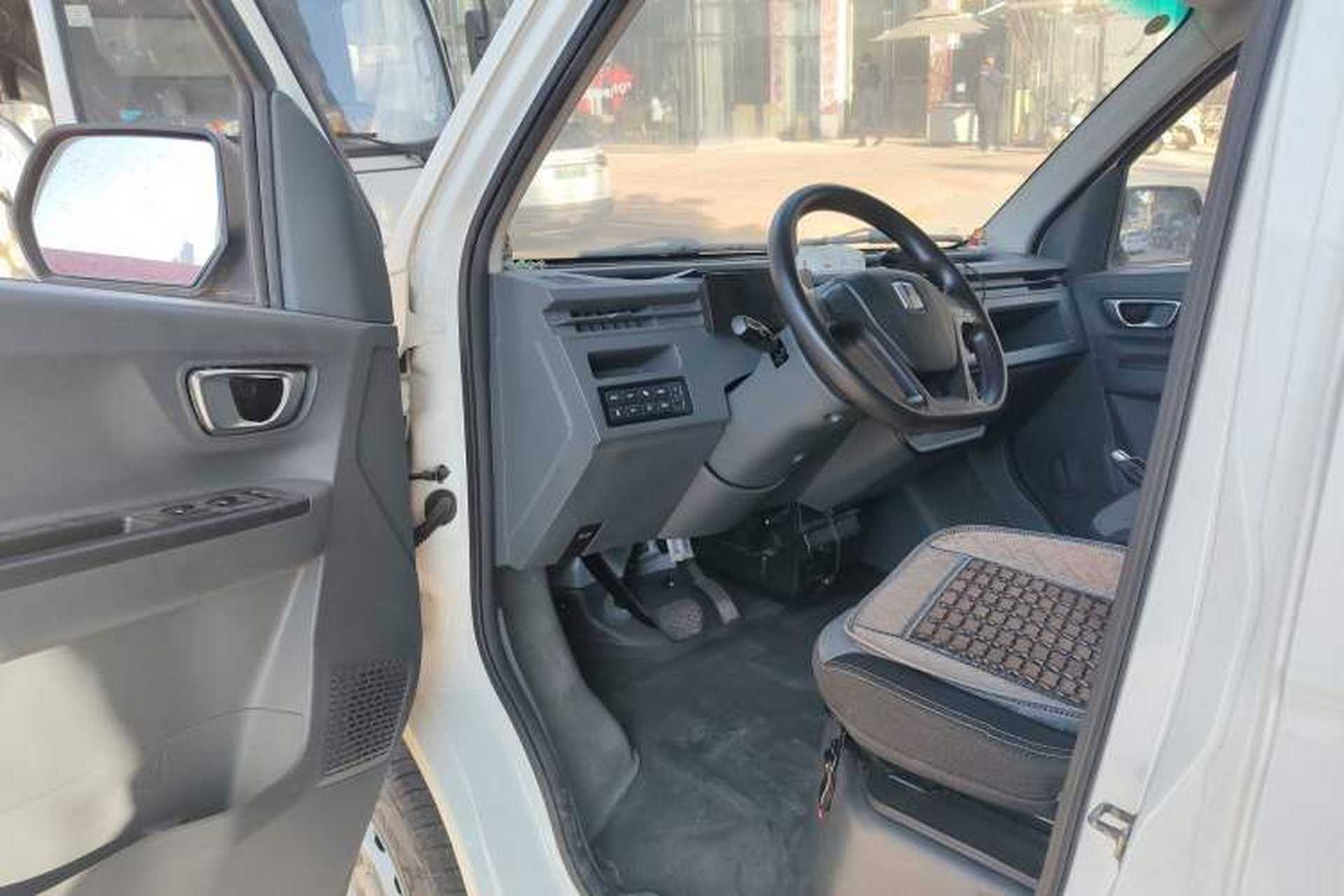 Used Farizon Xingxiang V 2022 Star Enjoy V6E Long Wheelbase Ningde 41.86 kWh Interior 3