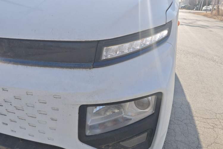 Used Farizon Xingxiang V 2022 Star Enjoy V5E Value Edition Short Wheelbase Guoxuan 38.7 kWh Left Front Headlight