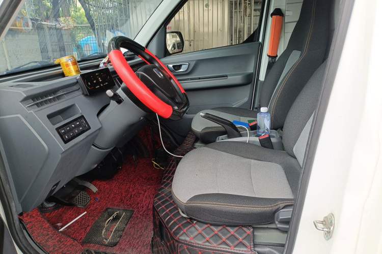 Used Farizon Xingxiang V  Left Front Seat