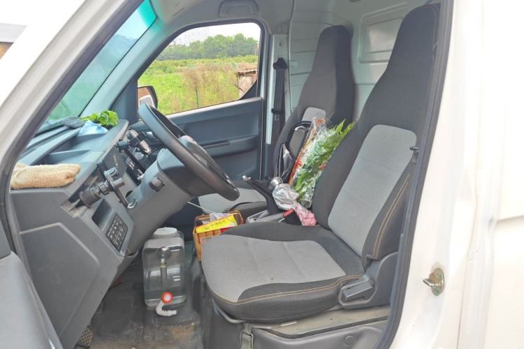 Used Farizon Xingxiang V 2022 Star Enjoy V5E Short Wheelbase Guoxuan 38.7 kWh Left Front Seat