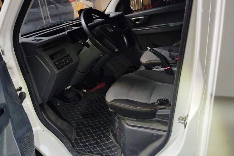 Used Farizon Xingxiang V 2022 Star Enjoy V5E Value Edition Short Wheelbase Guoxuan 38.7 kWh Left Front Seat