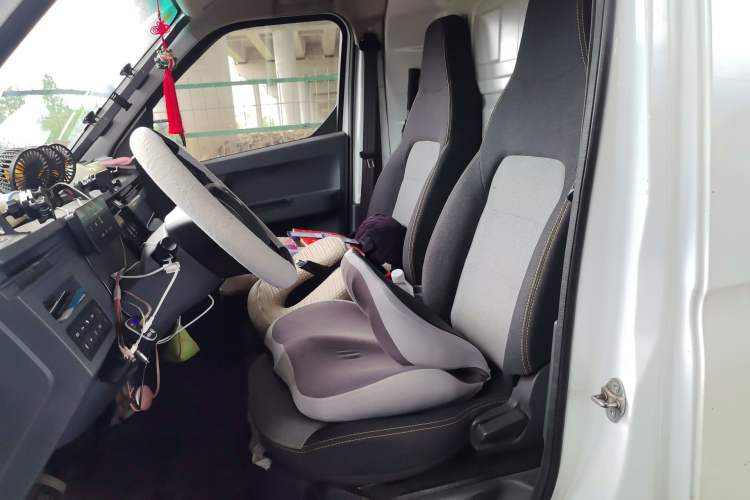 Used Farizon Xingxiang V 2022 Star Enjoy V6E Long Wheelbase Guoxuan 38.7 kWh Left Front Seat