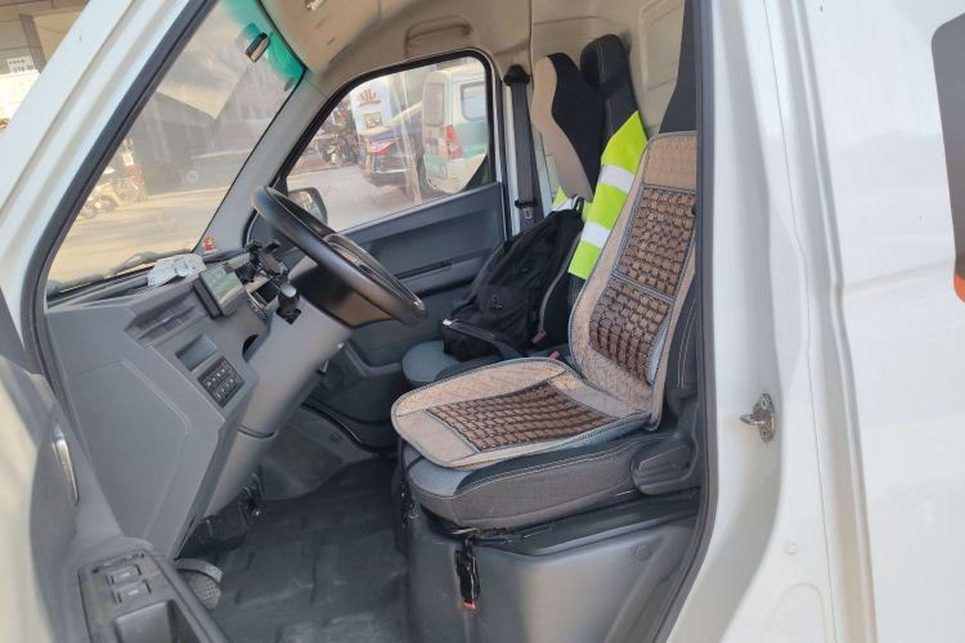 Used Farizon Xingxiang V 2022 Star Enjoy V6E Long Wheelbase Ningde 41.86 kWh Left Front Seat