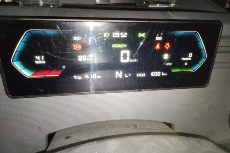 Used Farizon Xingxiang V 2022 Star Enjoy V6E Value Edition Long Wheelbase Guoxuan 38.7 kWh Odometer Close Up