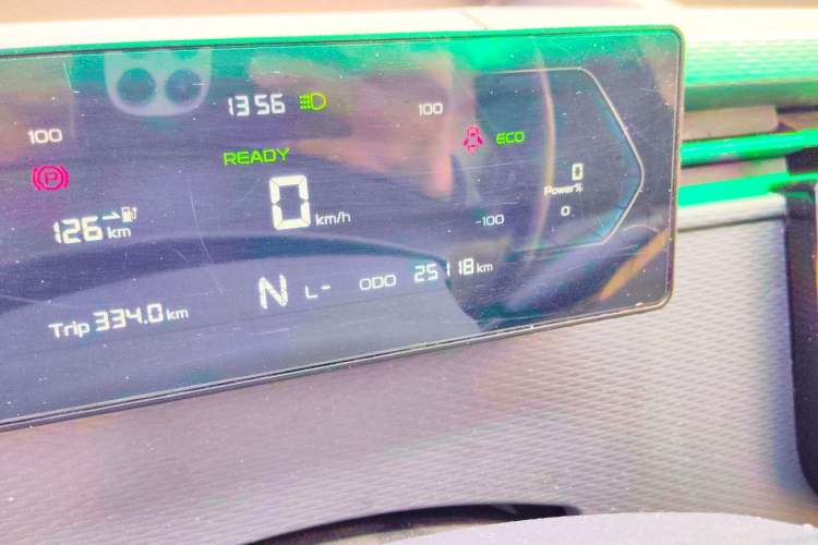 Used Farizon Xingxiang V 2022 Star Enjoy V6E Long Wheelbase Guoxuan 38.7 kWh Odometer Close Up
