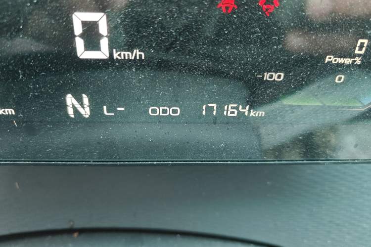 Used Farizon Xingxiang V 2022 Star Enjoy V6E Long Wheelbase Ningde 41.86 kWh Odometer Close Up