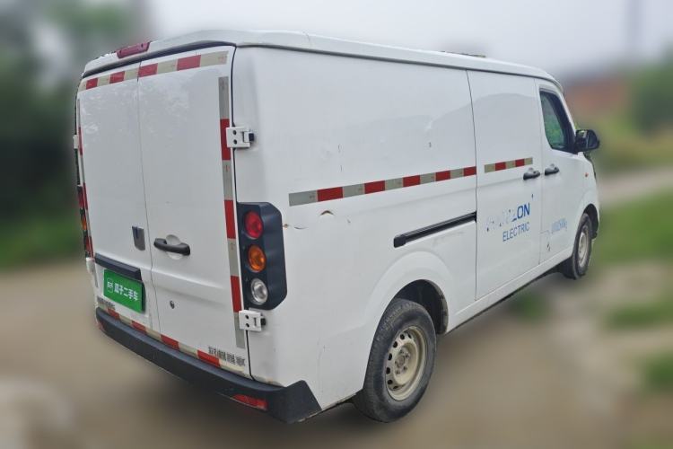 Used Farizon Xingxiang V 2022 Star Enjoy V5E Short Wheelbase Guoxuan 38.7 kWh Rear Right 45 Deg