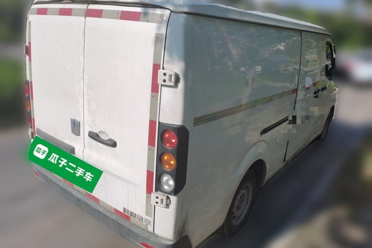 Used Farizon Xingxiang V 2022 Xingxiang V6E Long Wheelbase Guoxuan 41.93 kWh Rear Right 45 Deg