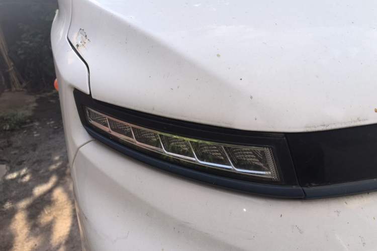 Used Farizon Xingxiang V 2022 Star Enjoy V6E Value Edition Long Wheelbase CAS 38.64 kWh Right Front Headlight