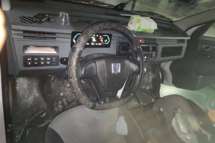 Used Farizon Xingxiang V 2022 Star Enjoy V6E Value Edition Long Wheelbase Guoxuan 38.7 kWh Steering Wheel