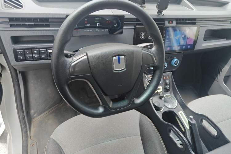 Used Farizon Xingxiang V 2022 Xingxiang V6E Long Wheelbase Guoxuan 41.93 kWh Steering Wheel