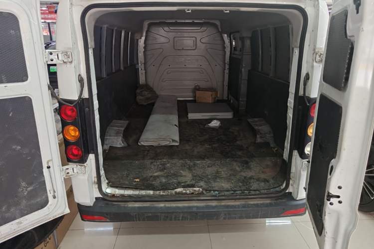 Used Farizon Xingxiang V 2022 Star Enjoy V6E Value Edition Long Wheelbase Ningde – 41.86 kWh Trunk
