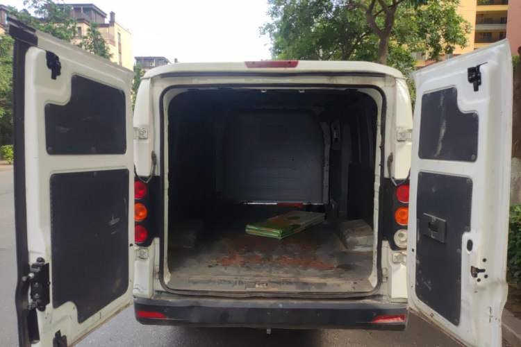 Used Farizon Xingxiang V 2022 Star Enjoy V6E Value Edition Long Wheelbase CAS 38.64 kWh Trunk