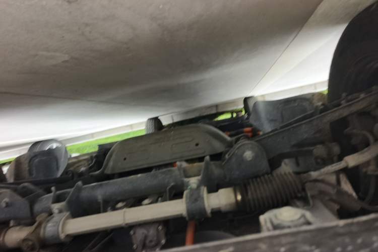 Used Farizon Xingxiang V  Chassis Front