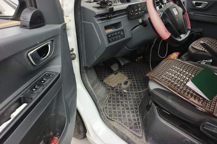 Used Farizon Xingxiang V  Driver Seat