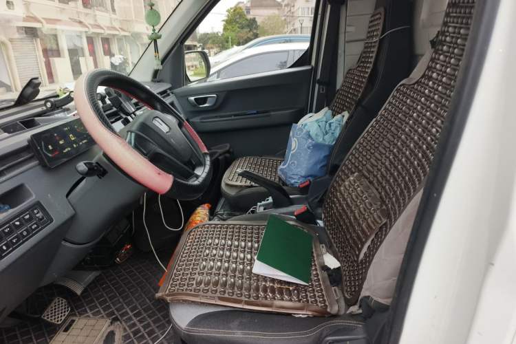 Used Farizon Xingxiang V  Left Front Seat