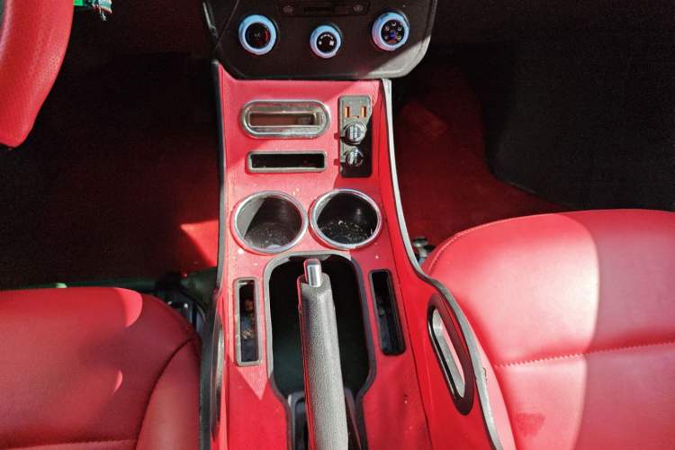 Used Farizon Xingxiang V 2023 V6E Ningde Times 38.64 kWh Deluxe Edition Gear Lever