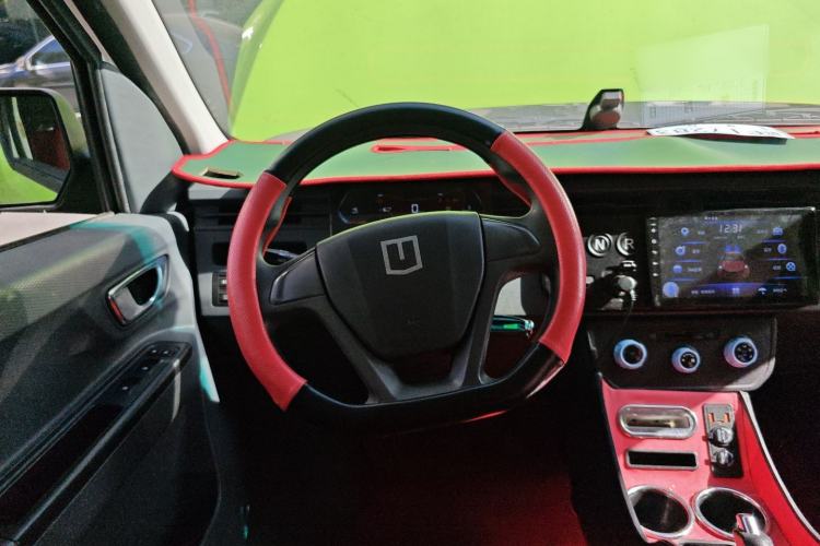 Used Farizon Xingxiang V 2023 V6E Ningde Times 38.64 kWh Deluxe Edition Steering Wheel