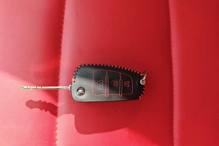 Used Farizon Xingxiang V 2023 V6E Ningde Times 38.64 kWh Deluxe Edition Vehicle Key