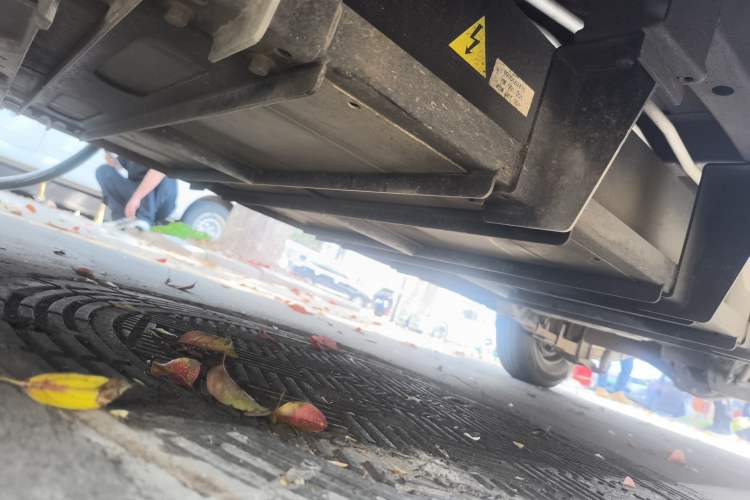 Used Farizon Xingxiang V 2023 V6E Guoxuan Hi-Tech 38.7 kWh Value Edition Chassis Front Left