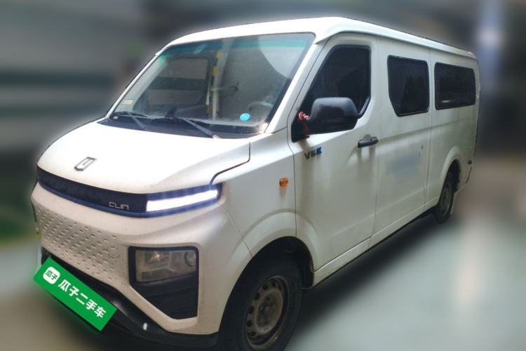 Used Farizon Xingxiang V 2023 V6E Guoxuan 41.93 kWh Feature Edition JHC6480BEV51 Guazi used car, China used car export, Used car for sale, Used  cars, Cheapest cars for sale