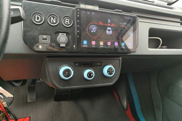 Used Farizon Xingxiang V 2023 V6E Guoxuan Hi-Tech 41.93 kWh Value Edition Audio And AC Panel