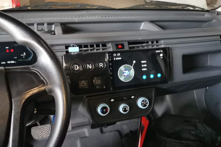 Used Farizon Xingxiang V 2023 V6E Zhonghang Lithium Battery 38.64kWh Value Edition Audio And AC Panel