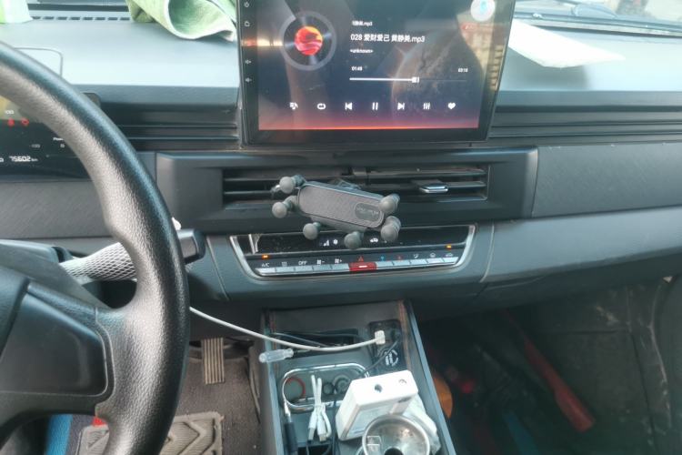 Used Farizon Xingxiang V 2023 V6E Guoxuan 41.93 kWh Feature Edition JHC6480BEV51 Audio And AC Panel