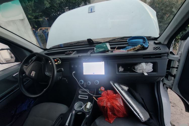 Used Farizon Xingxiang V 2023 V6E Ningde Times 41.86kWh Value Edition Center Console