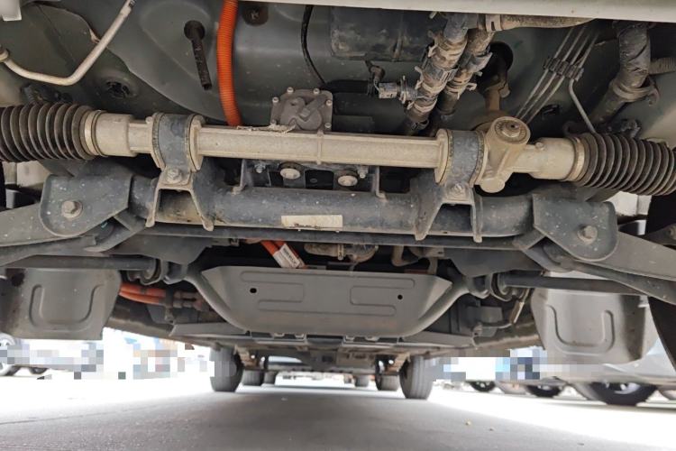 Used Farizon Xingxiang V 2023 V6E Zhonghang Lithium Battery 38.64kWh Value Edition Chassis Front
