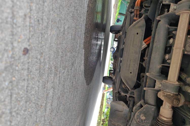 Used Farizon Xingxiang V 2023 V5E AVIC Lithium Battery 38.64kWh Value Edition Chassis Front