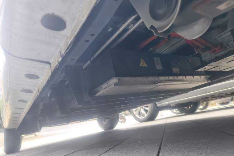 Used Farizon Xingxiang V 2023 V6E Guoxuan Hi-Tech 38.7 kWh Value Edition Chassis Rear Left