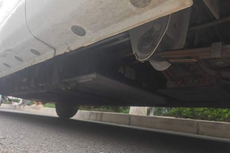 Used Farizon Xingxiang V 2023 V6E Guoxuan Hi-Tech 41.93 kWh Value Edition Chassis Rear Left