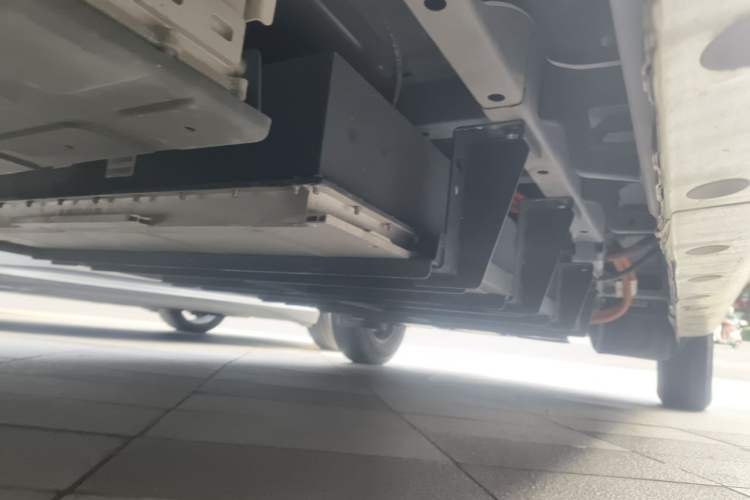 Used Farizon Xingxiang V 2023 V6E Guoxuan Hi-Tech 38.7 kWh Value Edition Chassis Rear Right