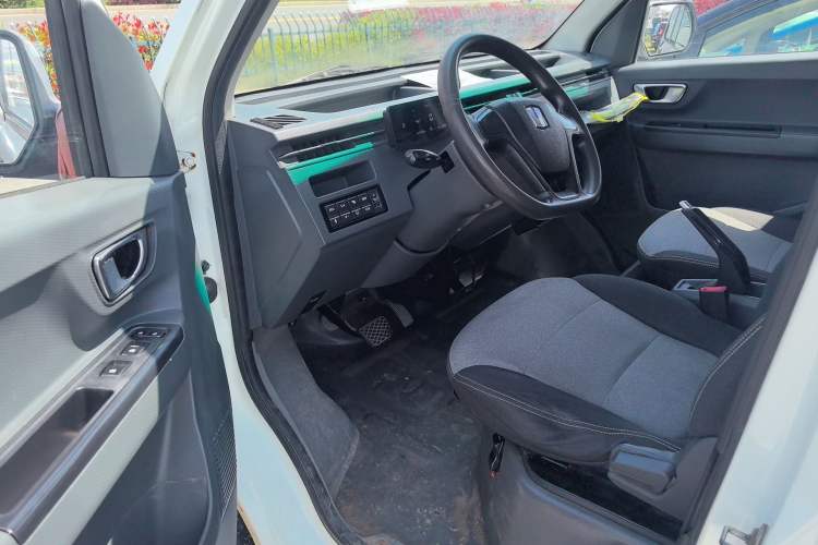 Used Farizon Xingxiang V 2023 V5E Guoxuan High-Tech 38.7 kWh Value Edition Driver Seat