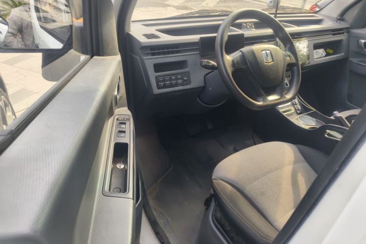 Used Farizon Xingxiang V 2023 V6E Guoxuan Hi-Tech 38.7 kWh Value Edition Driver Seat
