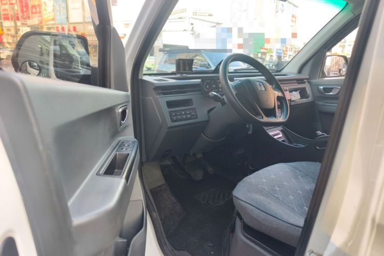 Used Farizon Xingxiang V 2023 V6E PLUS Guoxuan High-Tech 41.93 kWh Value Edition Driver Seat