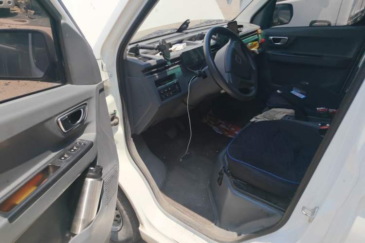 Used Farizon Xingxiang V 2023 V6E Guoxuan 41.93 kWh Feature Edition JHC6480BEV51 Driver Seat