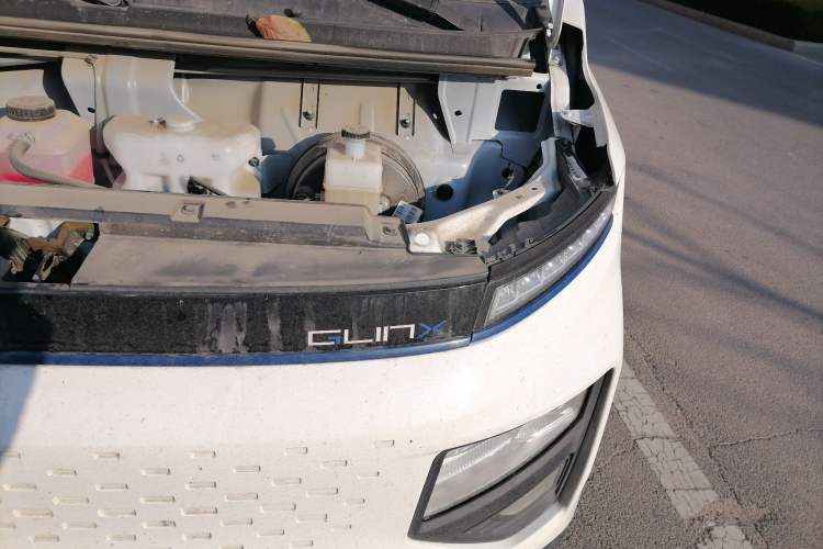 Used Farizon Xingxiang V 2023 V6E Guoxuan Hi-Tech 38.7 kWh Value Edition Engine Bay Left